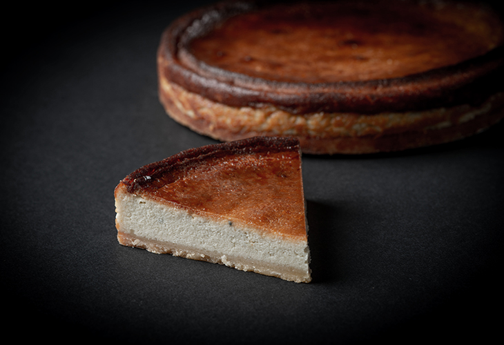 ゴルゴンゾーラチーズケーキ“Basic（ベーシック）”（ベイクドタイプ）